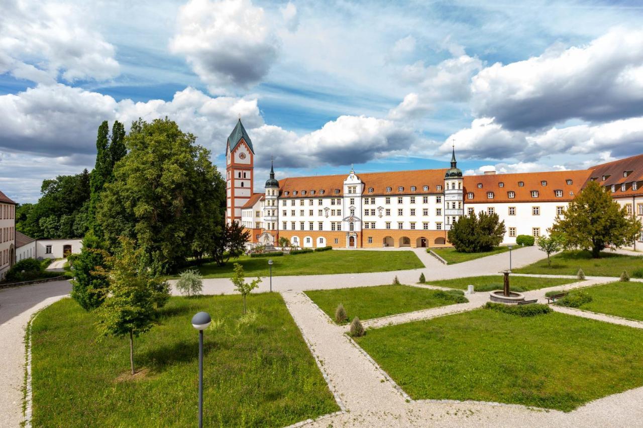 Hotel Schyrenhof Scheyern Екстериор снимка
